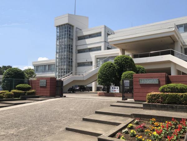 千葉市立稲毛高等学校・国際中等教育学校